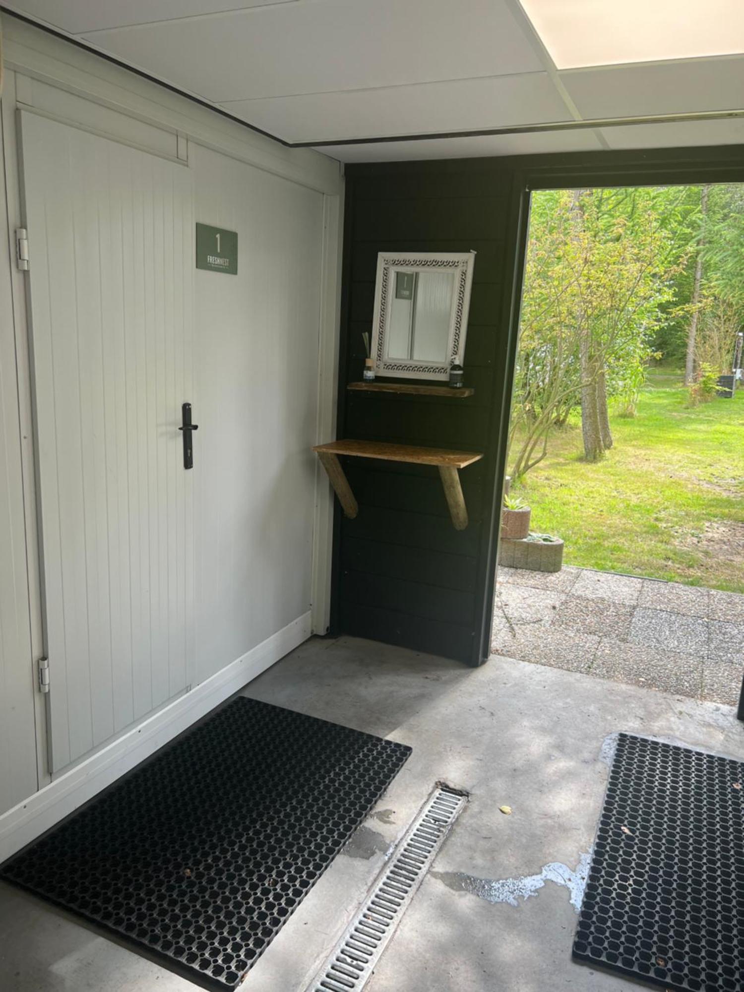 Glamplodge Met Prive Sanitair * Blesdijke